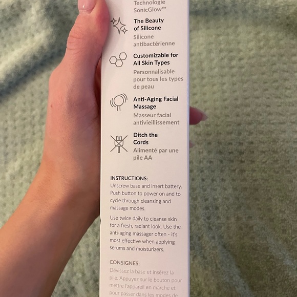 PMD Clean Smart Facial Cleansing Device - Picture 9 of 10